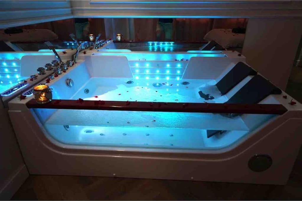 Glamour Prywatne Jacuzzi Starowislna Krakau